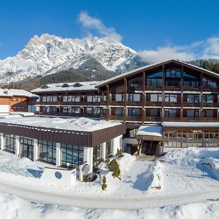 Marco Polo Alpina Familien-&Sporthotel Maria Alm am Steinernen Meer Exterior foto