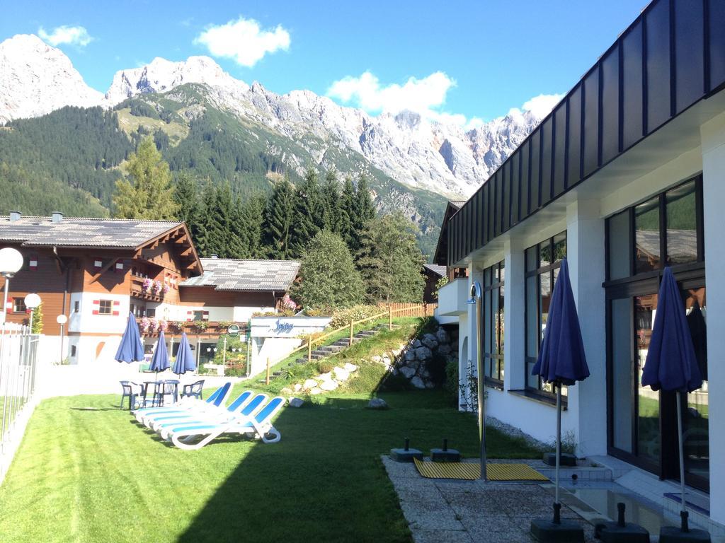 Marco Polo Alpina Familien-&Sporthotel Maria Alm am Steinernen Meer Exterior foto