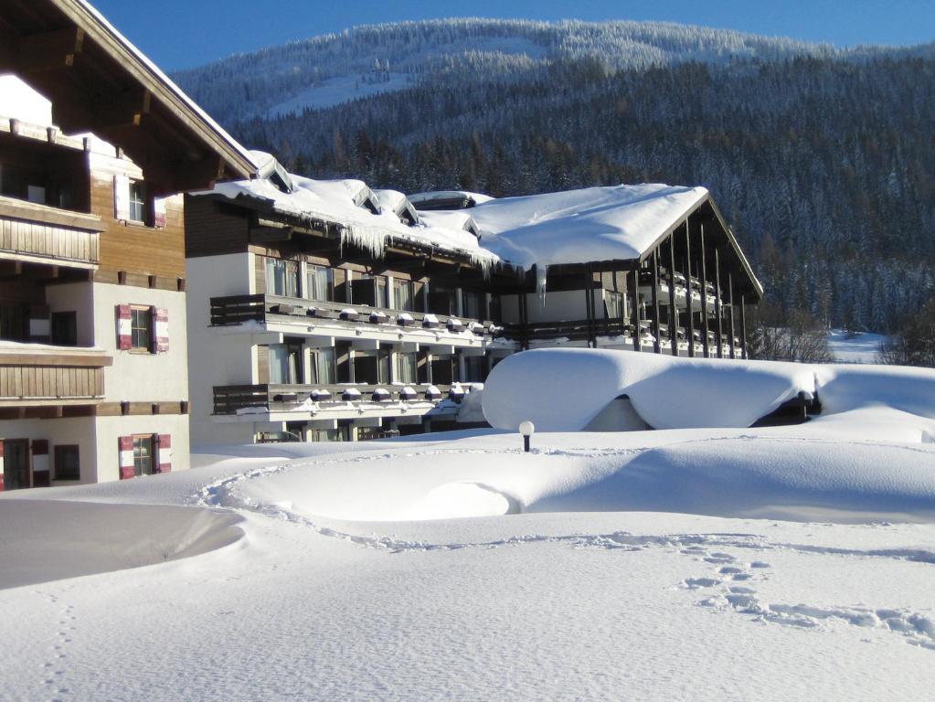 Marco Polo Alpina Familien-&Sporthotel Maria Alm am Steinernen Meer Exterior foto